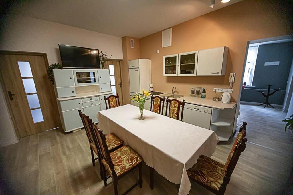 Apartament Rynek Leśna Dış mekan fotoğraf